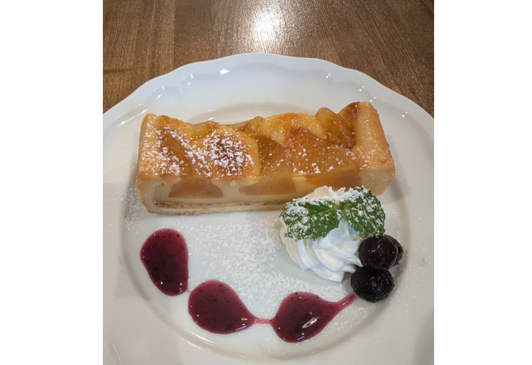 【秋限定スイーツ】りんごのタルト